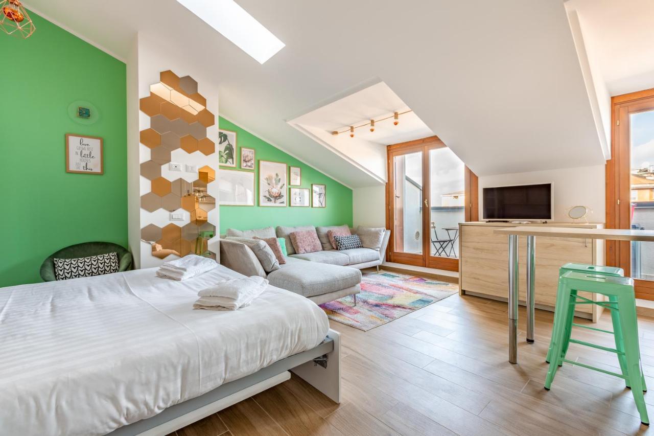 Cozy Studio W/Parking 5 Min Walk From The Bus Stop Mailand Exterior foto