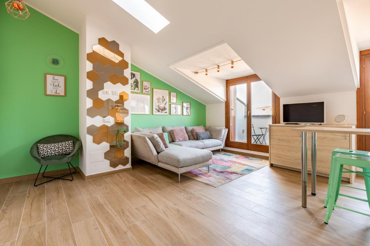 Cozy Studio W/Parking 5 Min Walk From The Bus Stop Mailand Exterior foto